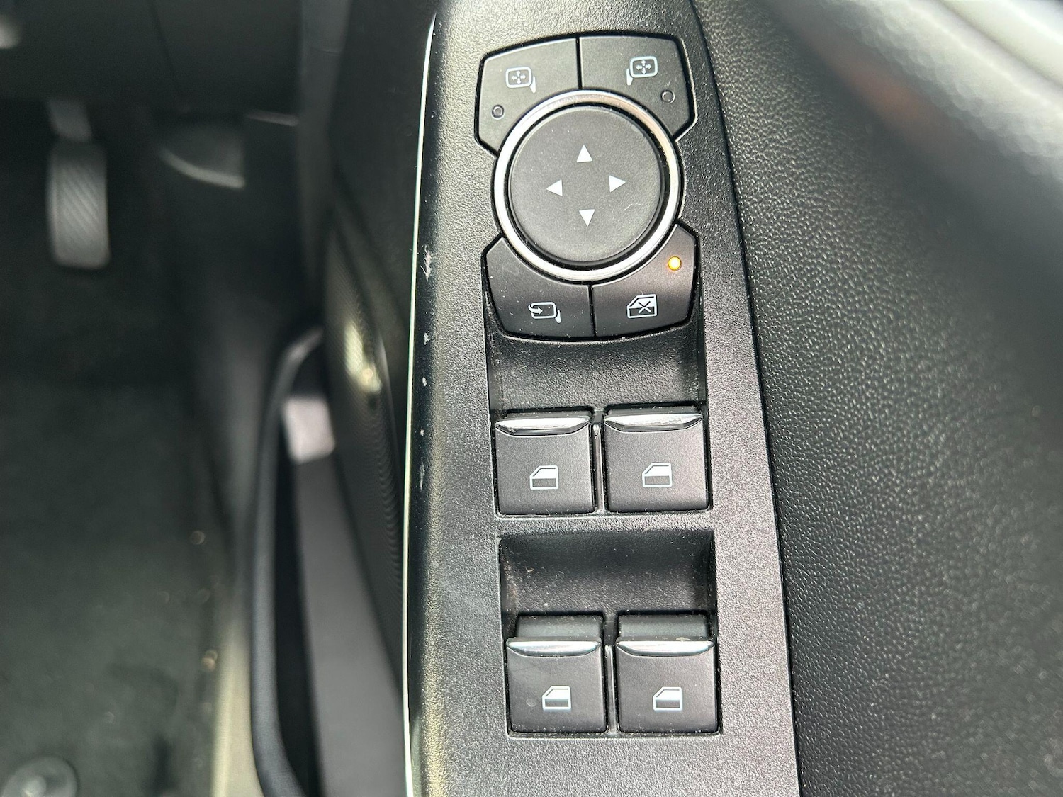 Used Ford Fiesta 2018 for sale - 76688616: Photo 16