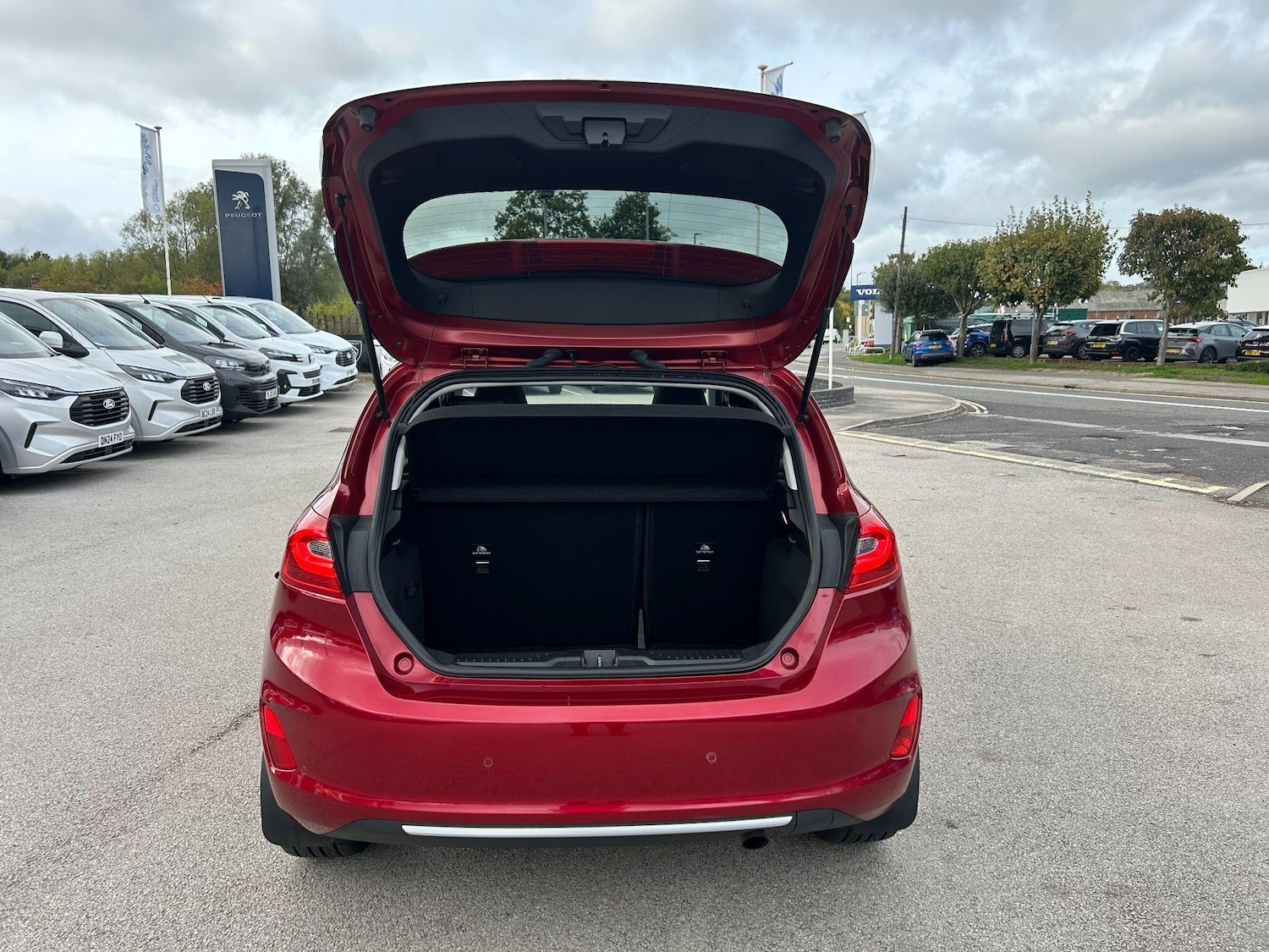 Used Ford Fiesta 2018 for sale - 76688616: Photo 21