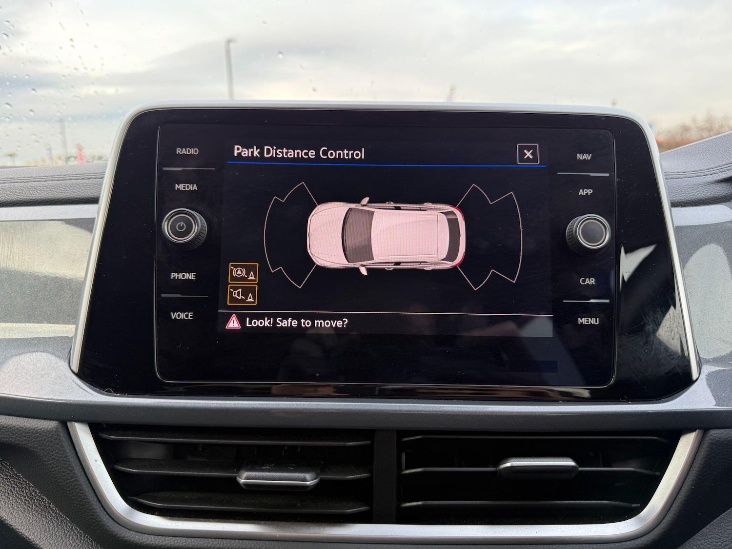 Used Volkswagen T-Roc 2022 for sale - 77304956: Photo 22