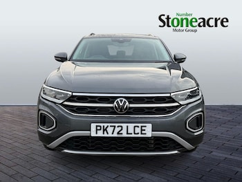 Used Volkswagen T-Roc 2022 for sale - 77304956: Photo