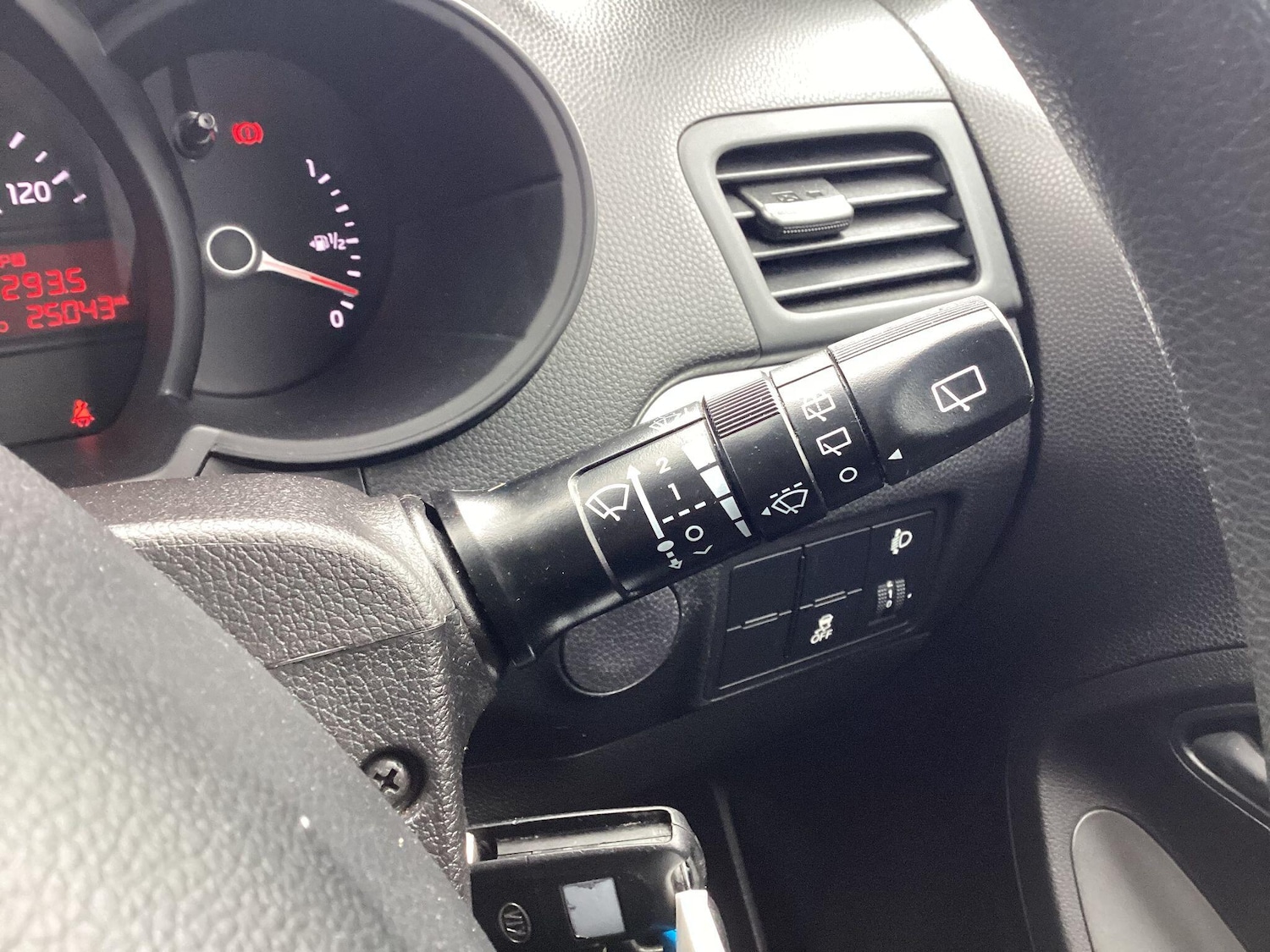 Used Kia Picanto 2013 for sale - 76620627: Photo 18