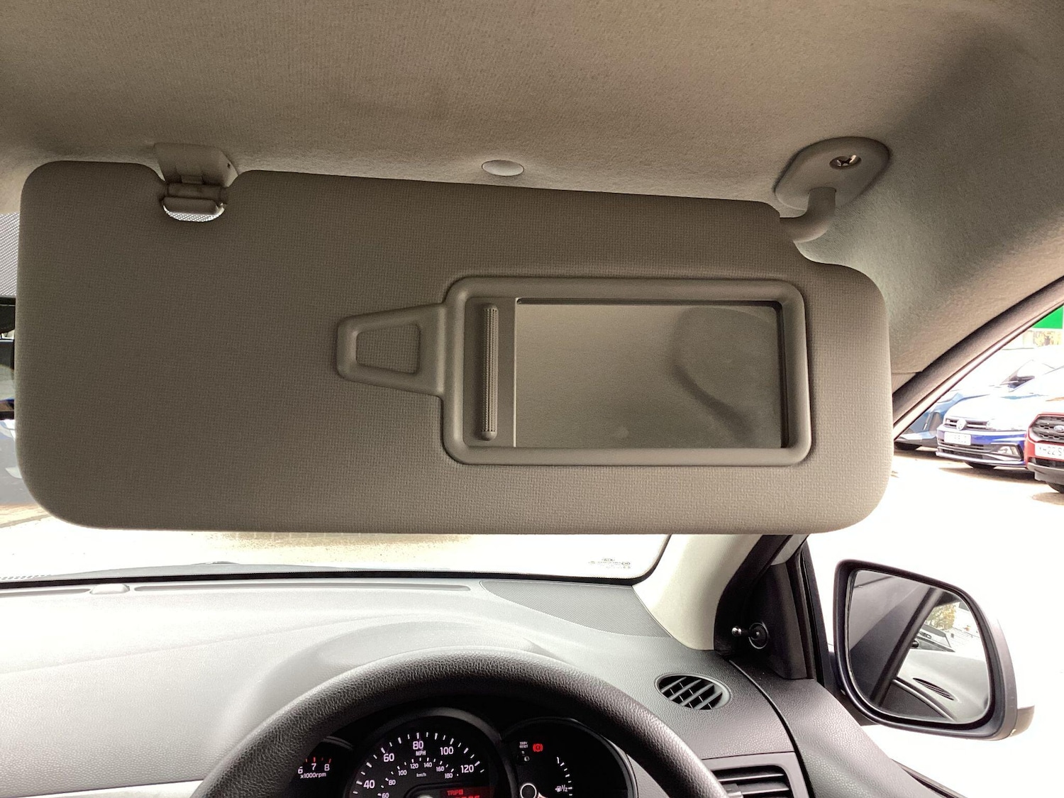 Used Kia Picanto 2013 for sale - 76620627: Photo 32