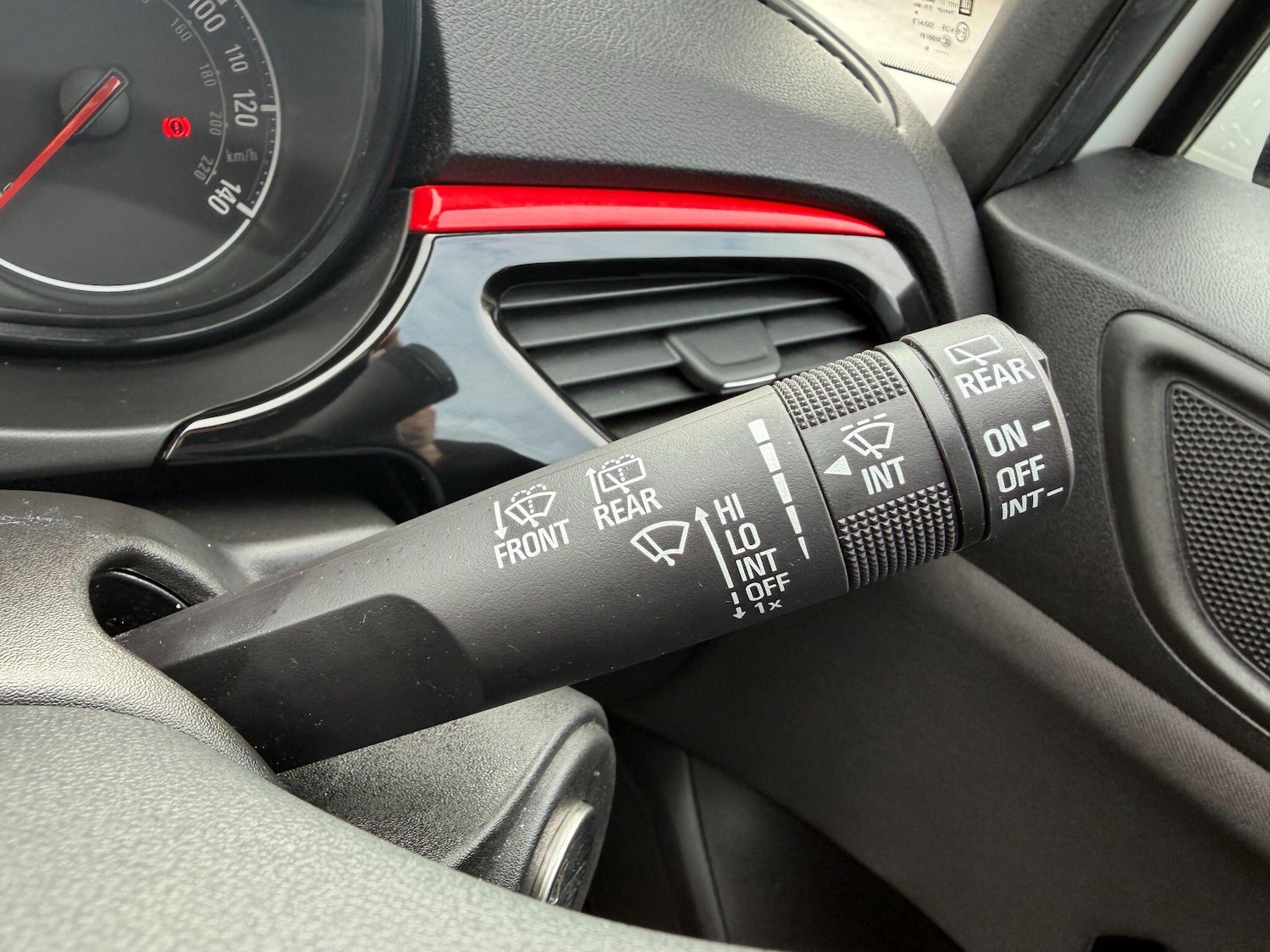 Used Vauxhall Corsa 2016 for sale - 76620286: Photo 13