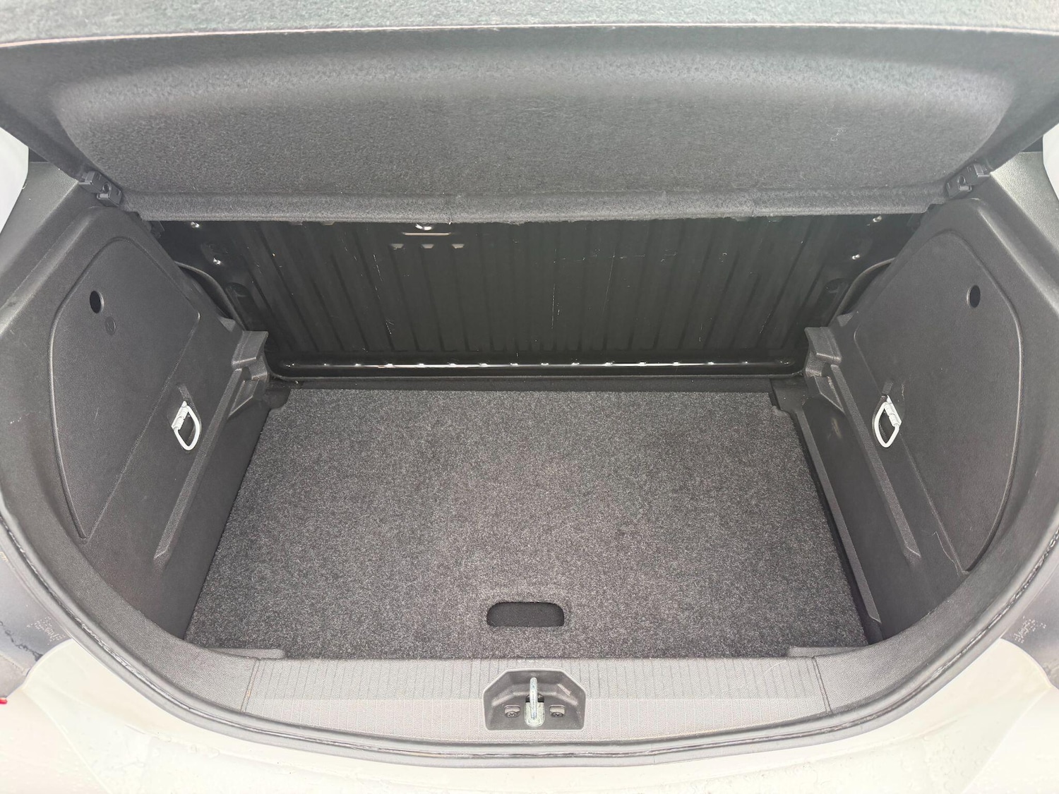 Used Vauxhall Corsa 2016 for sale - 76620286: Photo 21