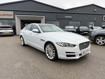 Used Jaguar XE 2017 for sale - 77538219: Photo