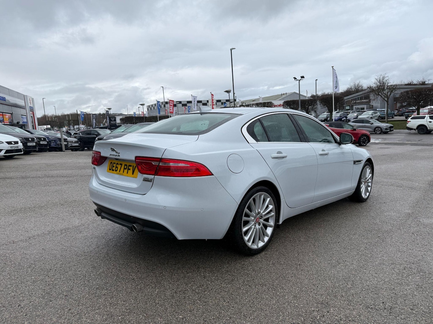 Used Jaguar XE 2017 for sale - 77538219: Photo 8