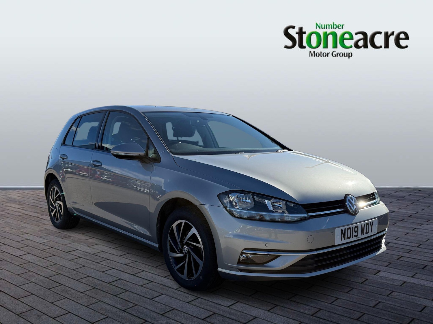 Used Volkswagen Golf 2019 for sale - 76336598: Photo 1