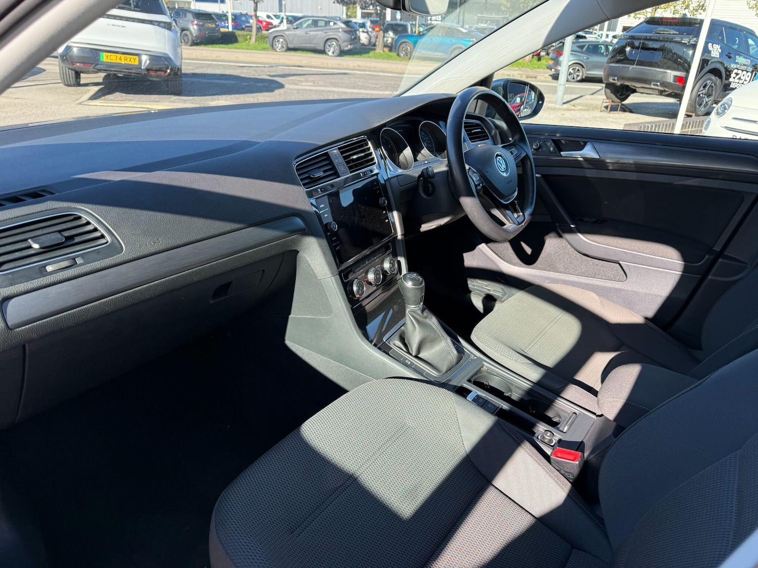 Used Volkswagen Golf 2019 for sale - 76336598: Photo 10