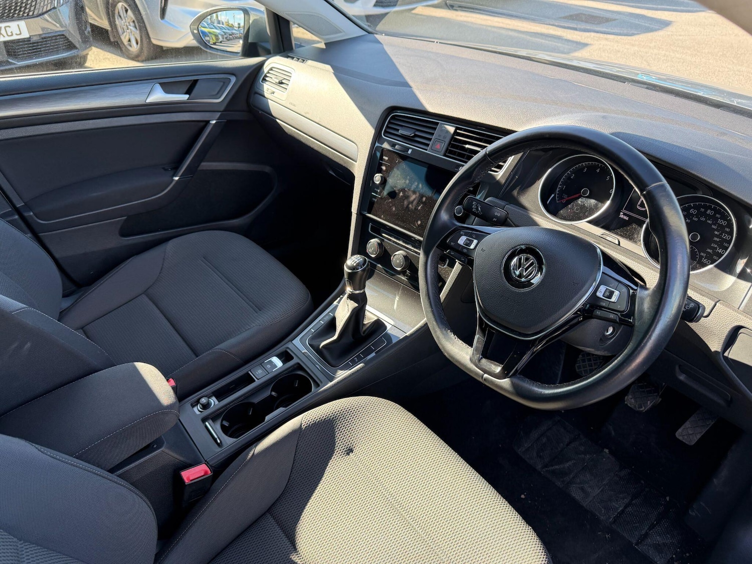 Used Volkswagen Golf 2019 for sale - 76336598: Photo 8