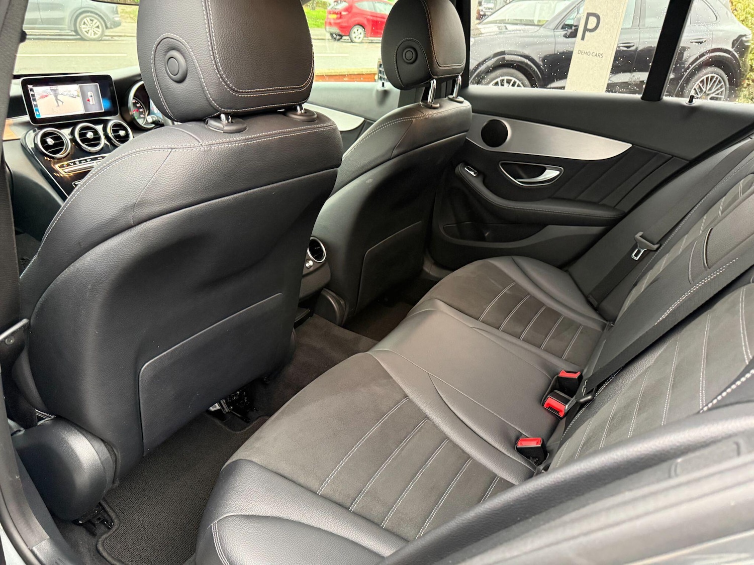 Used Mercedes-Benz C Class 2019 for sale - 76561903: Photo 14