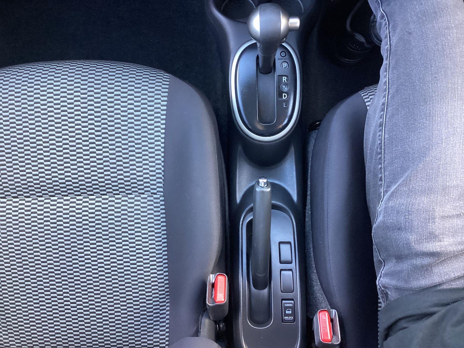 Used Nissan Micra 2015 for sale - 76619795: Photo 10