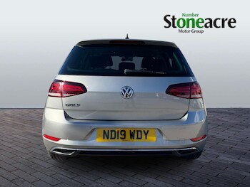 Used Volkswagen Golf 2019 for sale - 76001858: Photo