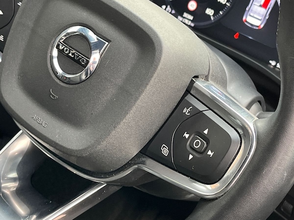 Used Volvo XC40 2021 for sale - 75661043: Photo 20