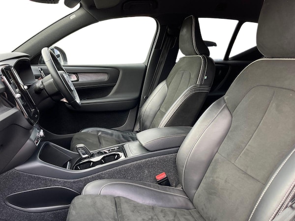 Used Volvo XC40 2021 for sale - 75661043: Photo 9