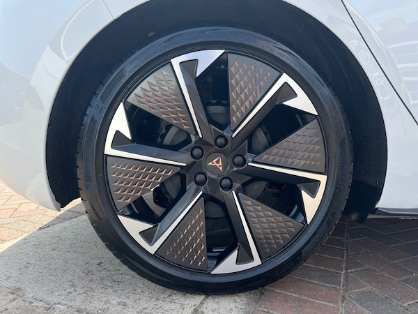 Used Cupra Born 2024 for sale - 75517099: Photo 17