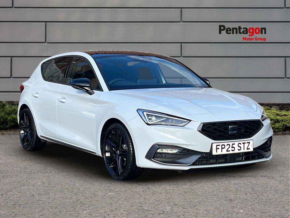 Used SEAT Leon 2025 for sale - 76476219: Photo 1