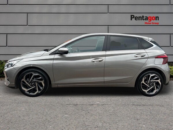 Used Hyundai i20 2022 for sale - 76040405: Photo 14