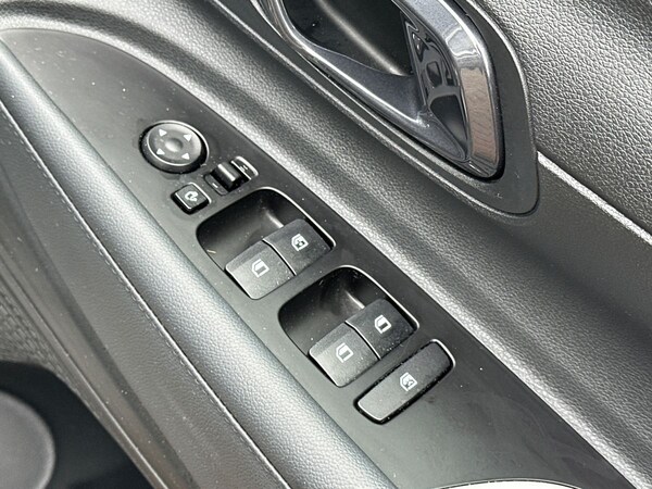 Used Hyundai i20 2022 for sale - 76040405: Photo 18