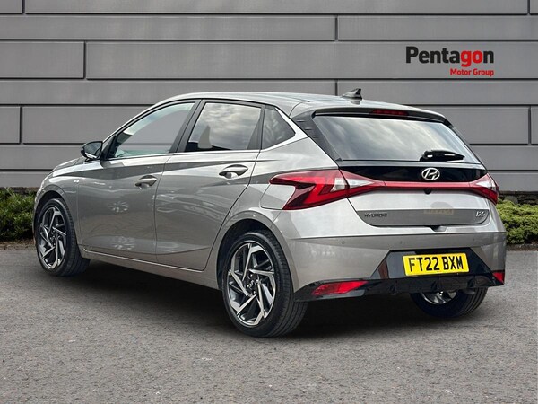 Used Hyundai i20 2022 for sale - 76040405: Photo 2