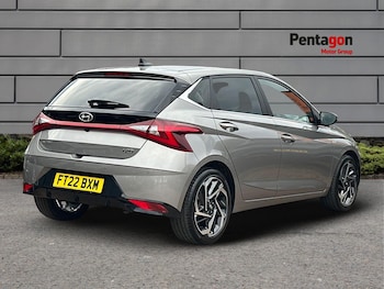 Used Hyundai i20 2022 for sale - 76040405: Photo 4