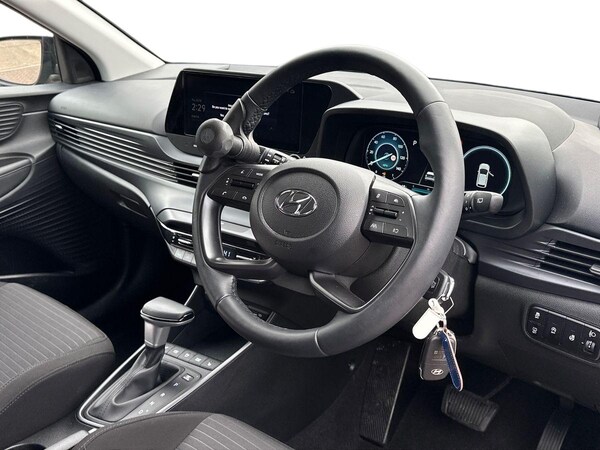 Used Hyundai i20 2022 for sale - 76040405: Photo 5