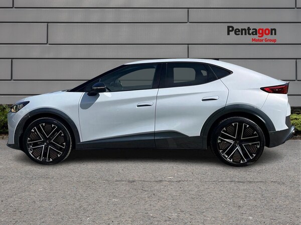 Used Cupra Tavascan 2025 for sale - 74565683: Photo 14