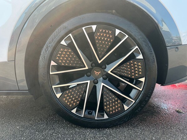 Used Cupra Tavascan 2025 for sale - 74565683: Photo 17