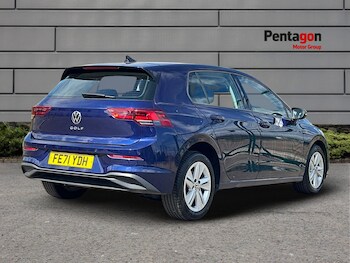 Used Volkswagen Golf 2021 for sale - 75593527: Photo