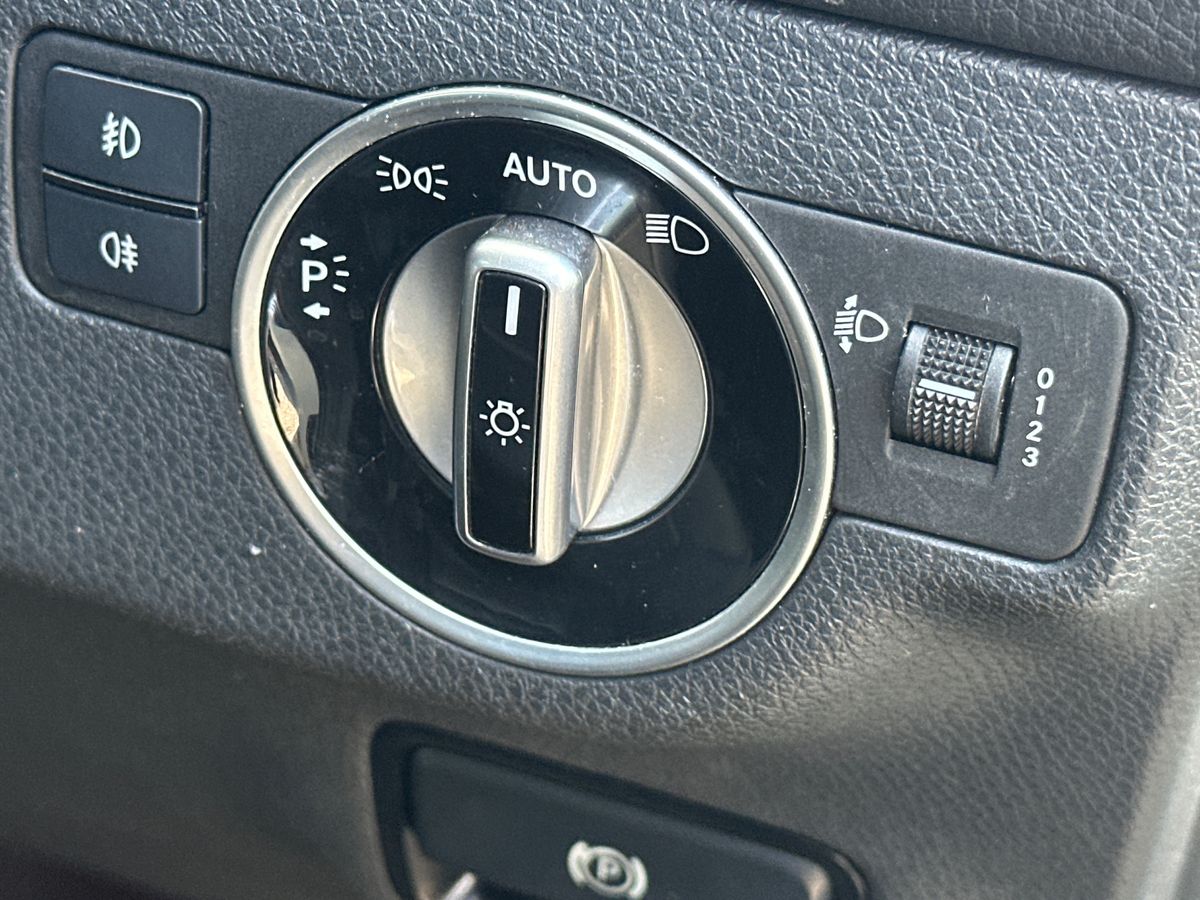 Used Mercedes-Benz GLA 2017 for sale - 76019435: Photo 21