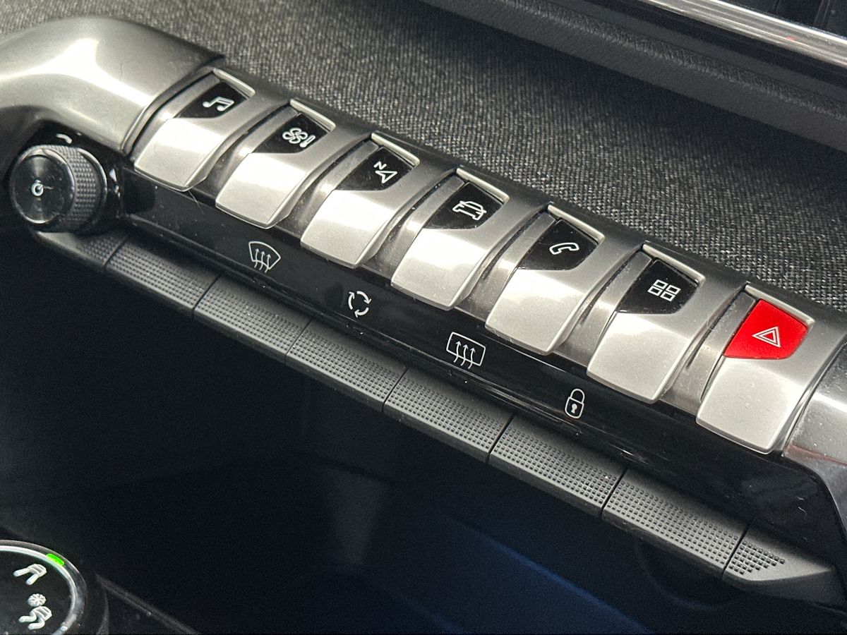 Used Peugeot 3008 2017 for sale - 76536475: Photo 26