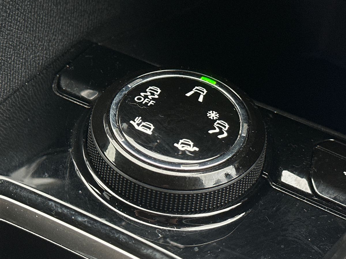 Used Peugeot 3008 2017 for sale - 76536475: Photo 28