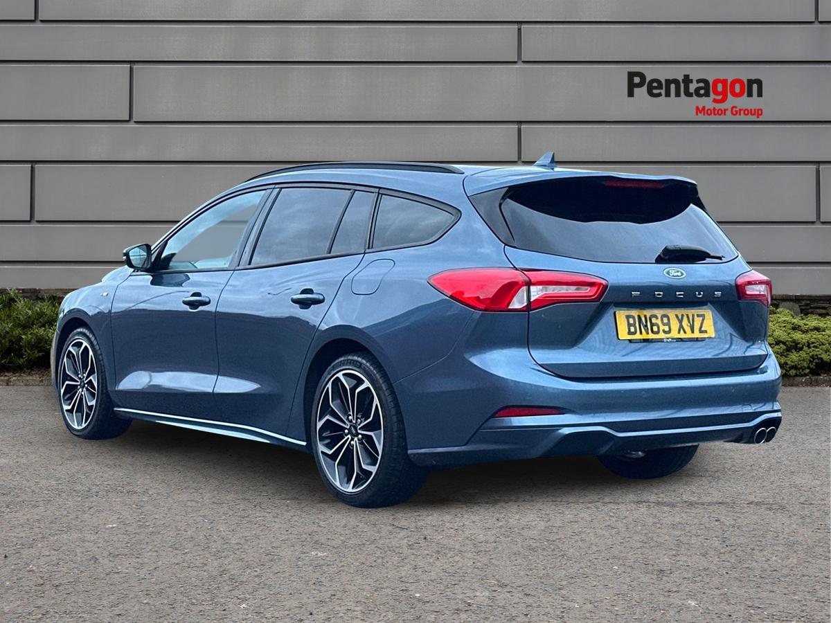 Used Ford Focus 2019 for sale - 76541109: Photo 2