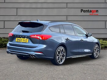 Used Ford Focus 2019 for sale - 76541109: Photo