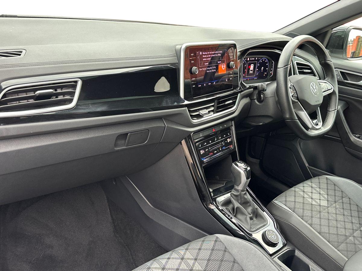 Used Volkswagen T-Roc 2022 for sale - 76010847: Photo 8