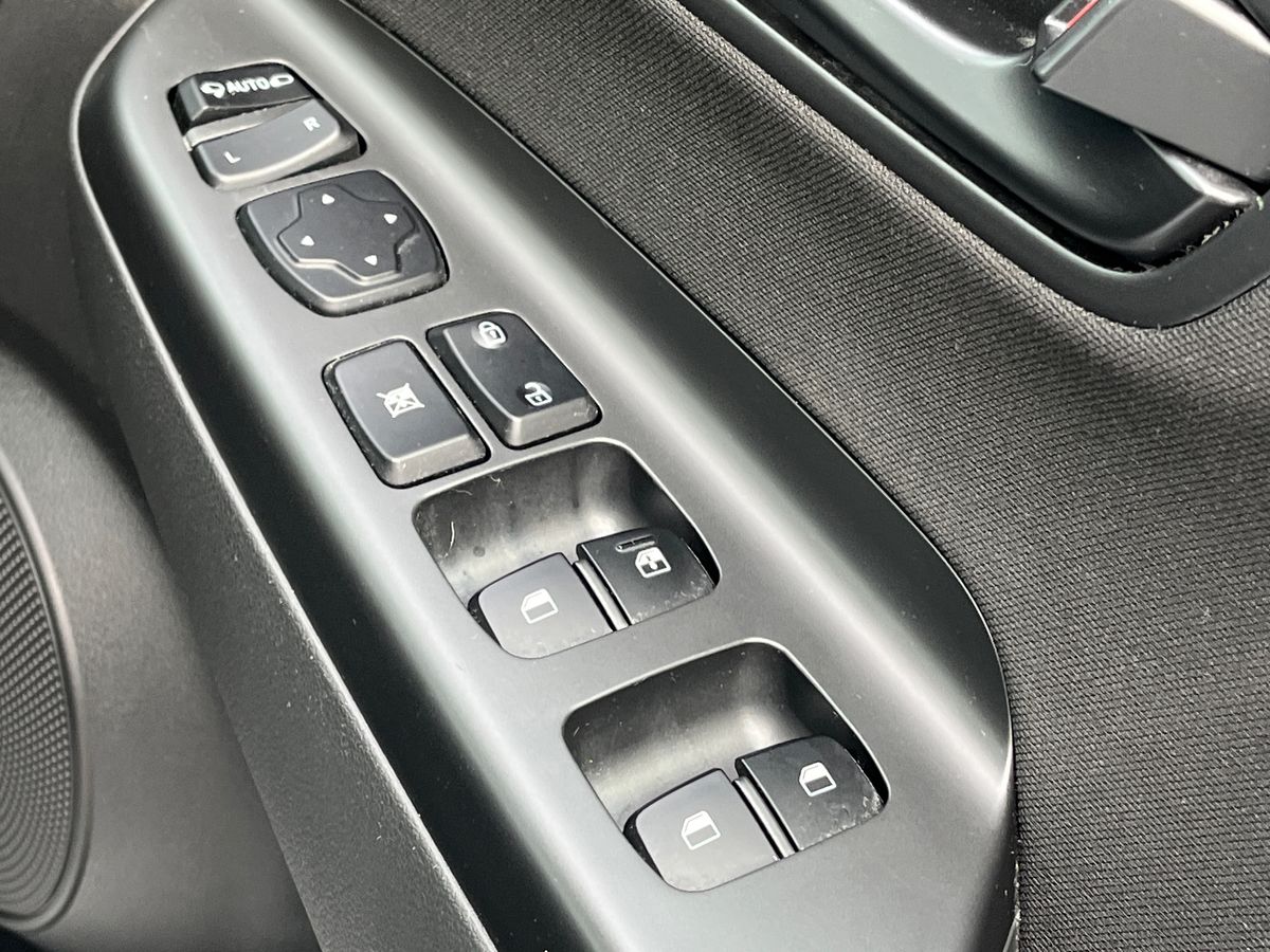 Used Hyundai KONA 2022 for sale - 76892943: Photo 18