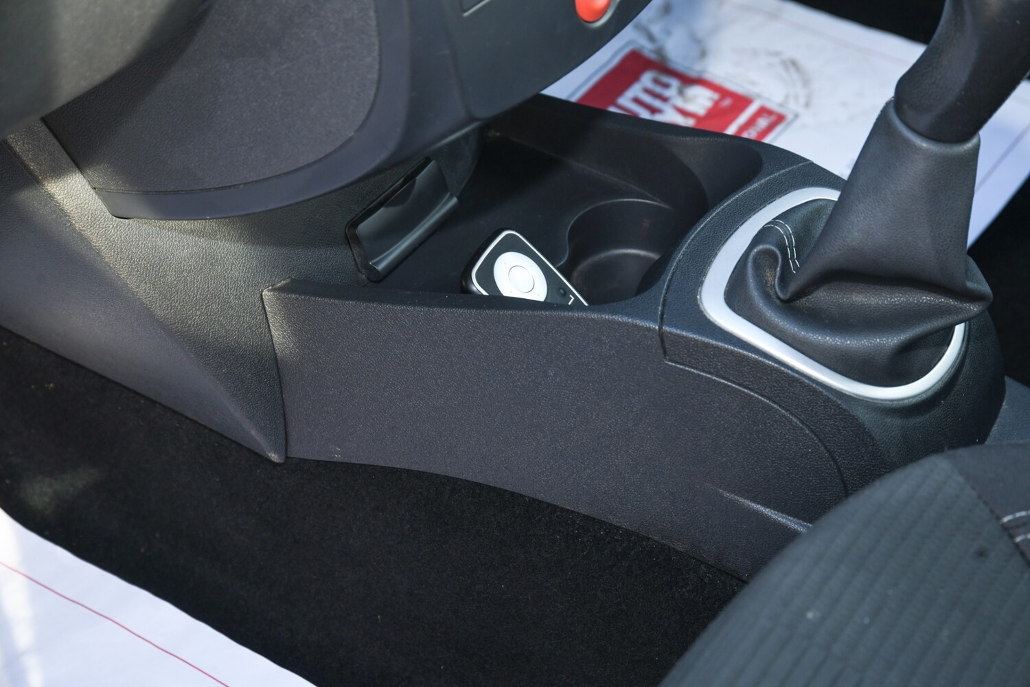 Used Renault Clio 2011 for sale - 76662816: Photo 16