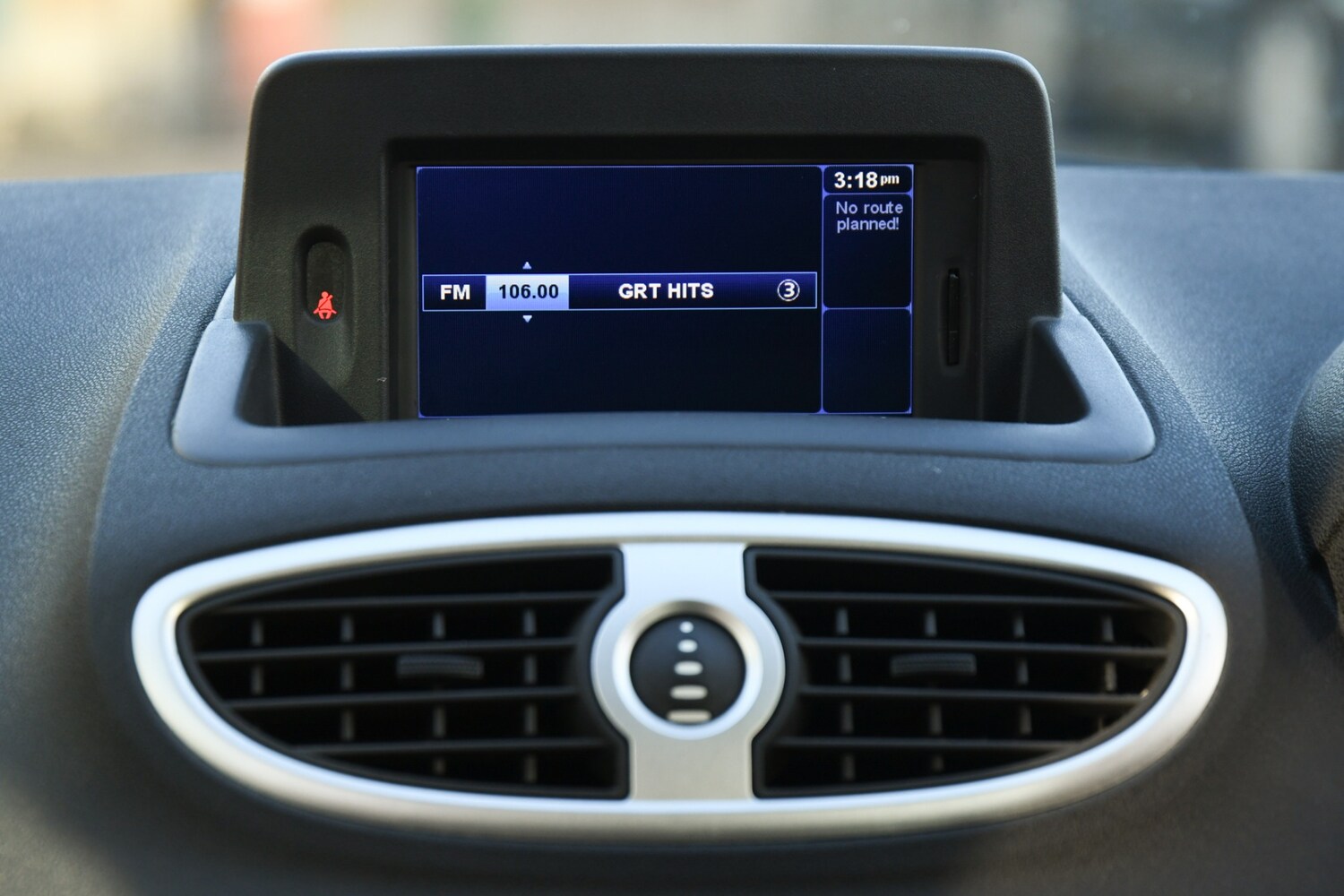 Used Renault Clio 2011 for sale - 76662816: Photo 20