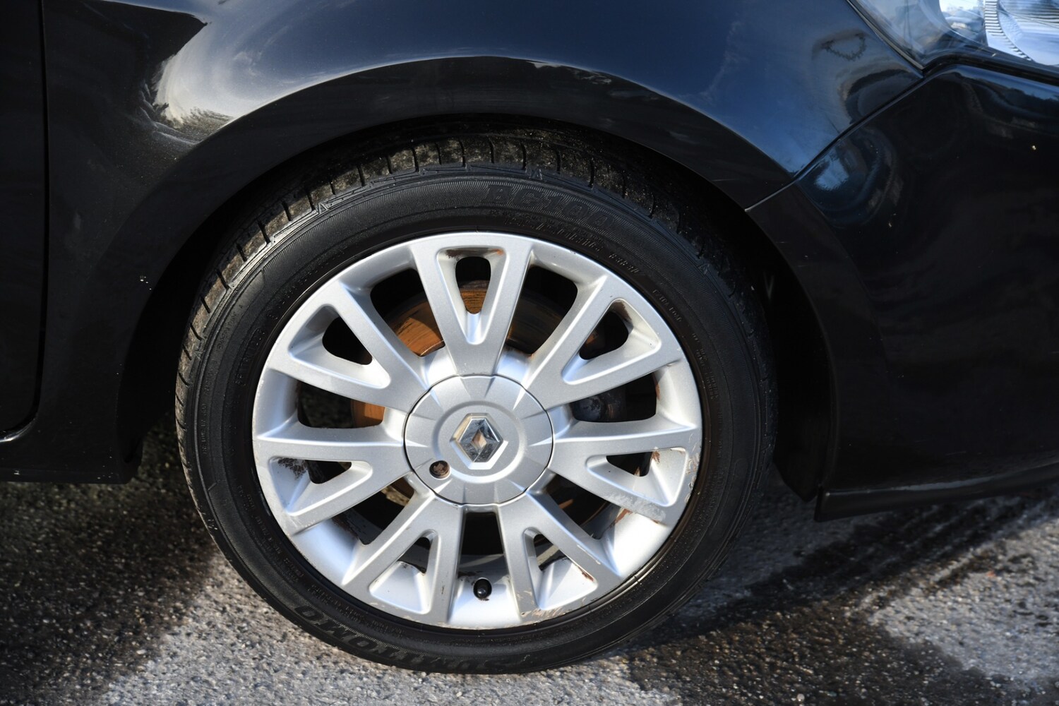 Used Renault Clio 2011 for sale - 76662816: Photo 27