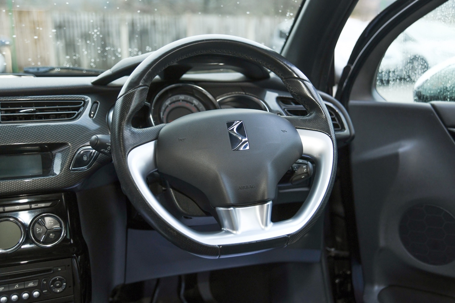 Used Citroen DS3 2014 for sale - 77363290: Photo 23