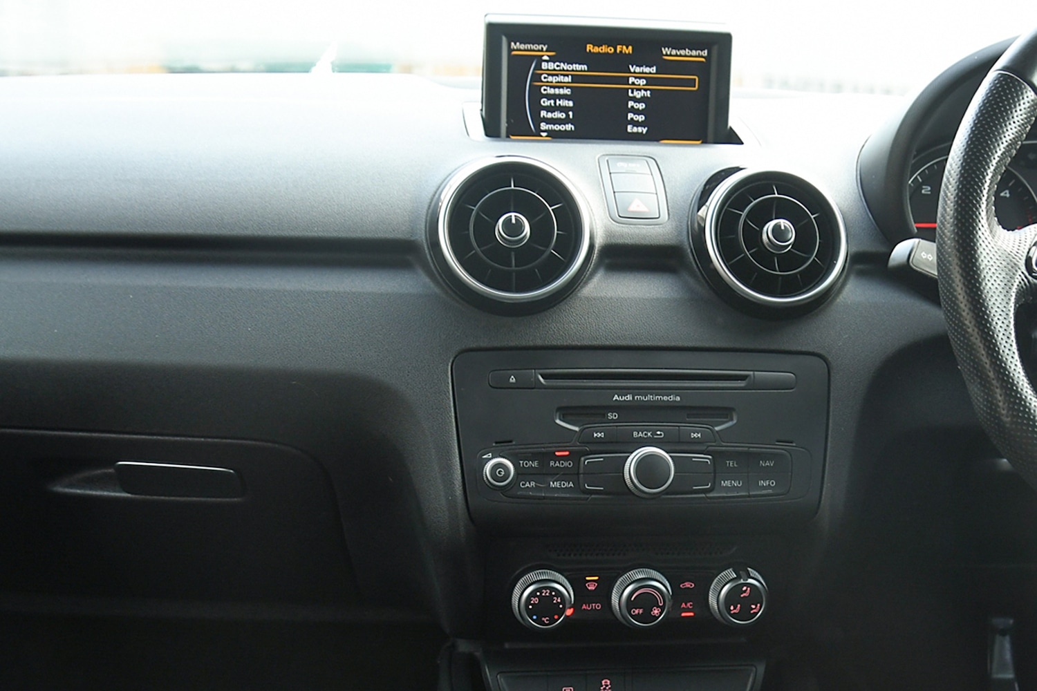 Used Audi A1 2014 for sale - 76931491: Photo 15