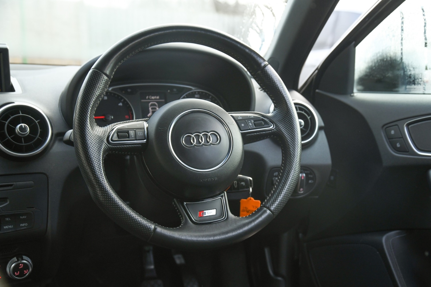 Used Audi A1 2014 for sale - 76931491: Photo 17