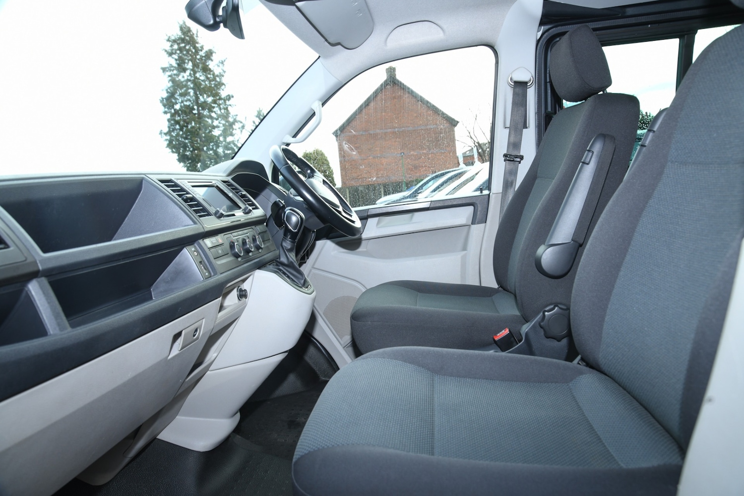 Used Volkswagen Transporter 2019 for sale - 76662564: Photo 11