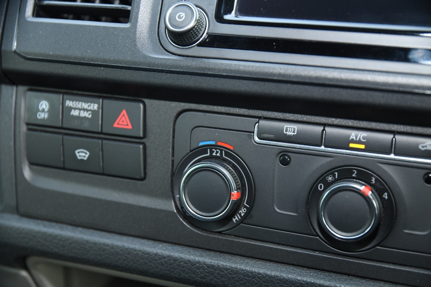 Used Volkswagen Transporter 2019 for sale - 76662564: Photo 30