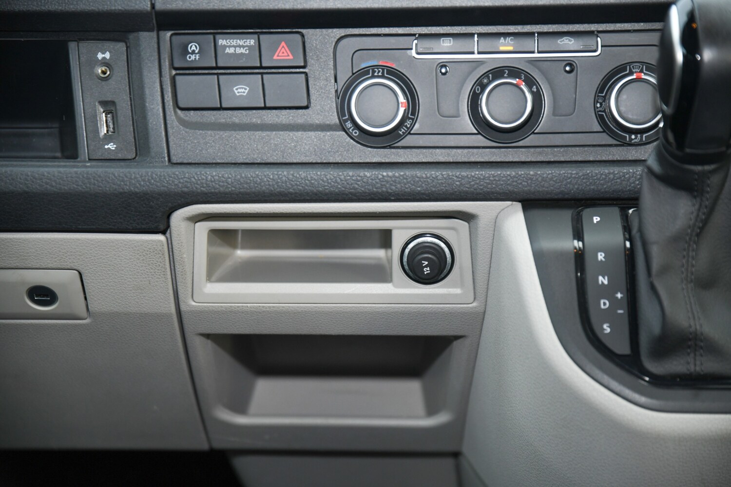 Used Volkswagen Transporter 2019 for sale - 76662564: Photo 32