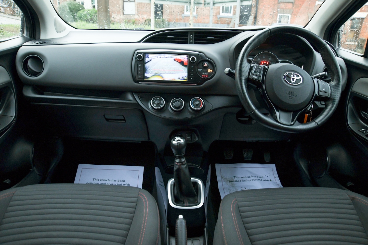 Used Toyota Yaris 2015 for sale - 77363227: Photo 14