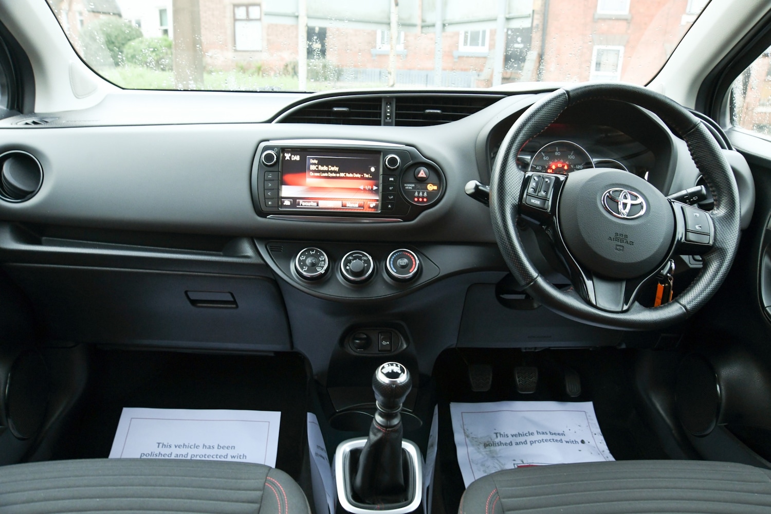 Used Toyota Yaris 2015 for sale - 77363227: Photo 15