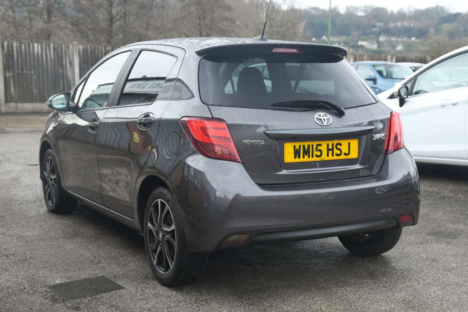 Used Toyota Yaris 2015 for sale - 77363227: Photo 4