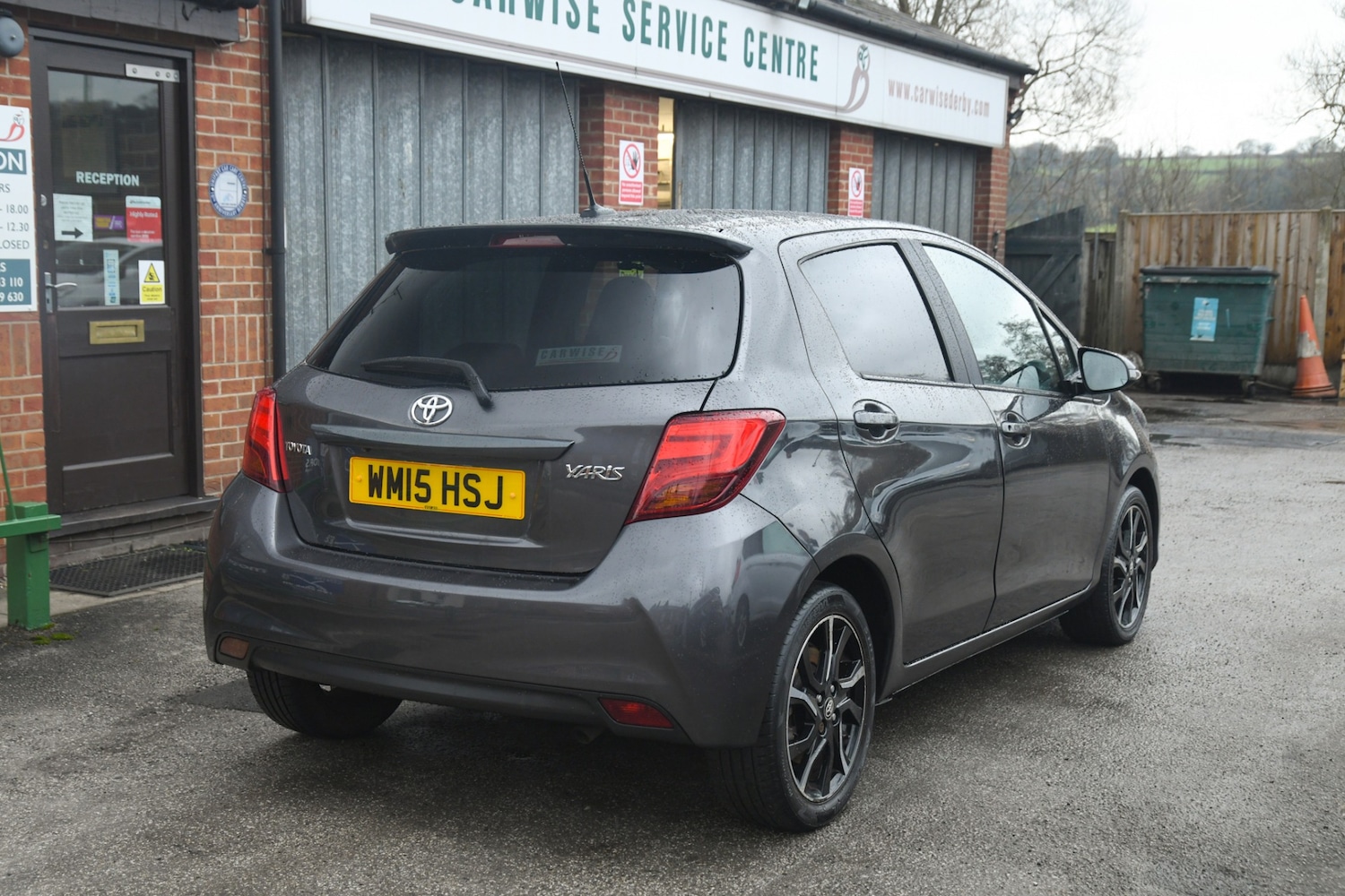 Used Toyota Yaris 2015 for sale - 77363227: Photo 6