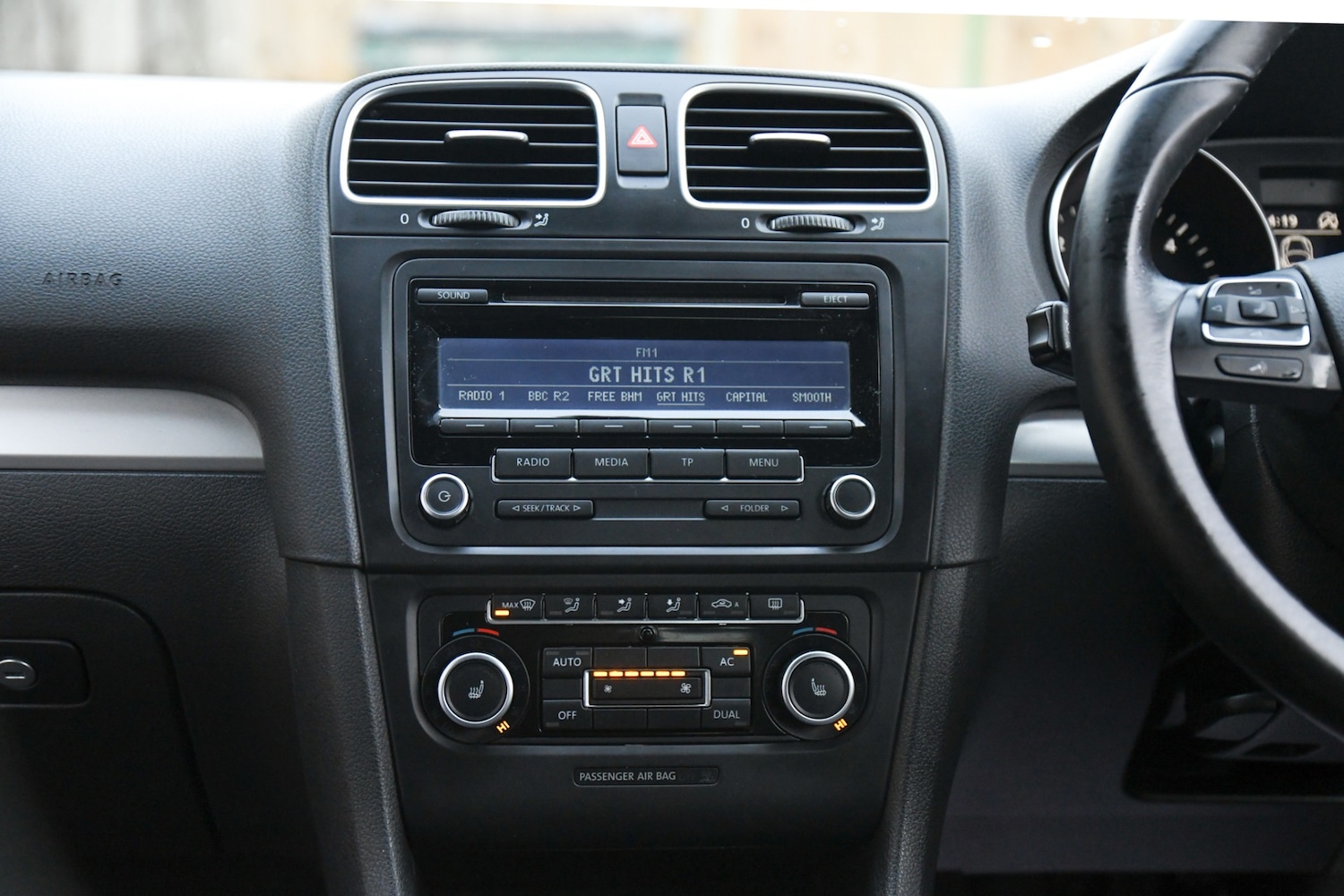 Used Volkswagen Golf 2012 for sale - 76568329: Photo 24