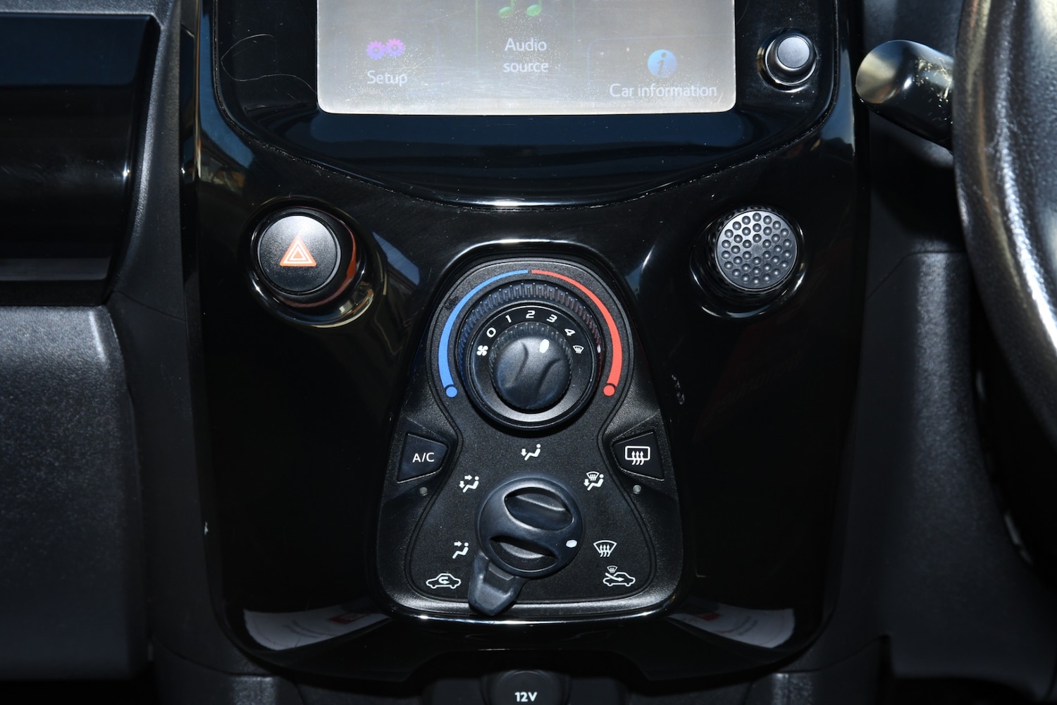 Used Peugeot 108 2016 for sale - 76568249: Photo 19